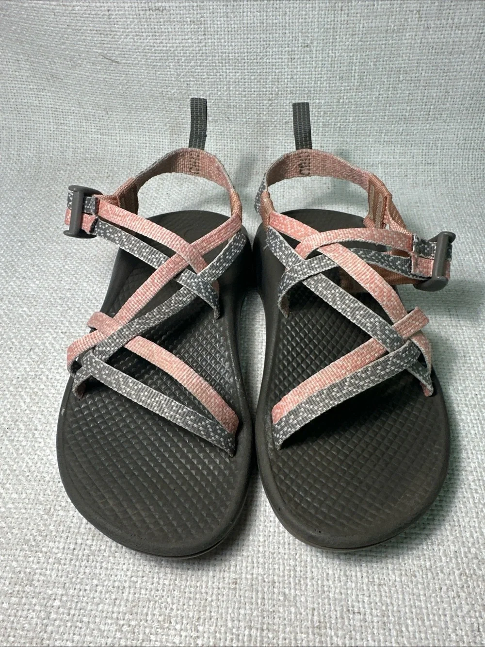 Chaco Girls Pink & Gray Strappy Sandals with Black Footbed Size 2